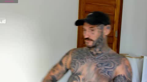 Snapshot of lucasexclusive chatting on October 13, 8:47 am lucasexclusive online show from October 13, 8:47 am