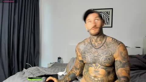 Snapshot of lucasexclusive chatting on November 14, 7:40 am lucasexclusive online show from November 14, 7:40 am