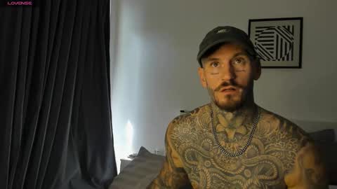 Snapshot of lucasexclusive chatting on January 14, 7:14 am lucasexclusive online show from January 14, 7:14 am