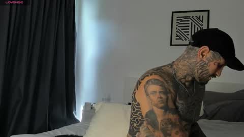 Snapshot of lucasexclusive chatting on January 16, 6:50 am lucasexclusive online show from January 16, 6:50 am