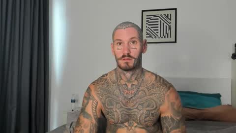 Snapshot of lucasexclusive chatting on March 15, 5:02 am lucasexclusive online show from March 15, 5:02 am