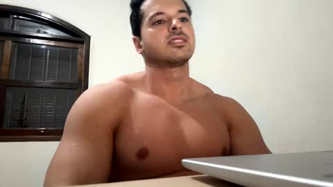 Snapshot of lucasfit24 chatting on January 16, 11:15 am lucasfit24 online show from January 16, 11:15 am