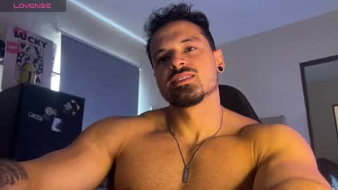 Snapshot of lucasfit24 chatting on January 18, 2:54 pm lucasfit24 online show from January 18, 2:54 pm