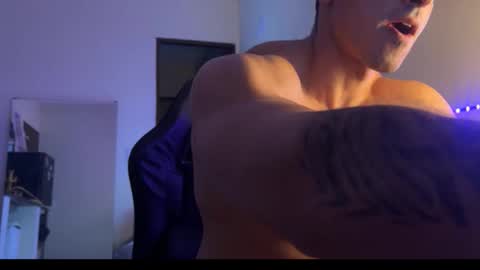 Snapshot of lucasfit24 chatting on February 3, 2:53 am lucasfit24 online show from February 3, 2:53 am