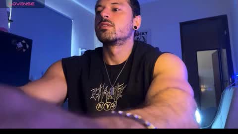 Snapshot of lucasfit24 chatting on February 26, 2:38 pm lucasfit24 online show from February 26, 2:38 pm