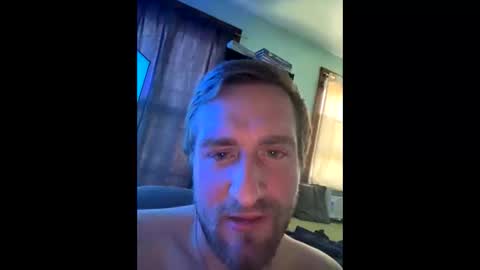Snapshot of lucask9997 chatting on May 27, 8:50 pm lucask9997 online show from May 27, 8:50 pm
