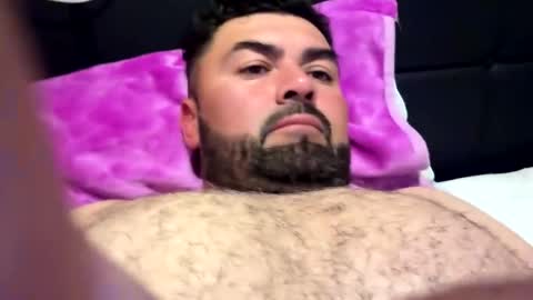 lucasmagana85 online show from May 9, 4:28 am