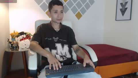 LucassSmith11 online show from February 21, 3:02 pm