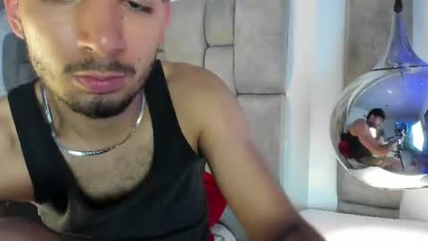 lucasthomson_ online show from July 9, 4:38 am