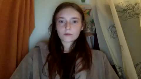 Luci Layne online show from May 1, 11:59 am