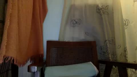 Luci Layne online show from May 10, 6:57 pm