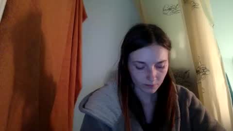Luci Layne online show from May 24, 11:10 pm