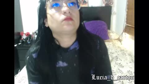 Snapshot of lucia_d_carton chatting on December 10, 3:52 am Lulu DCarton online show from December 10, 3:52 am