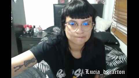 Snapshot of lucia_d_carton chatting on January 28, 3:36 am Lulu DCarton online show from January 28, 3:36 am