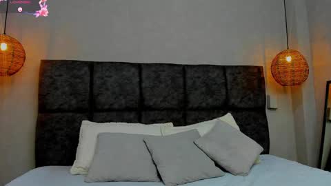 LUCIA  online show from September 11, 12:05 pm