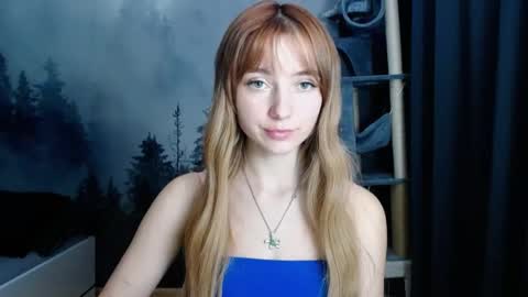 Snapshot of luciacam20 chatting on January 6, 10:15 pm Lucy online show from January 6, 10:15 pm