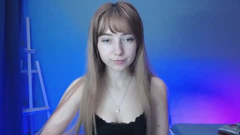 Snapshot of luciacam20 chatting on January 19, 7:15 pm Lucy online show from January 19, 7:15 pm