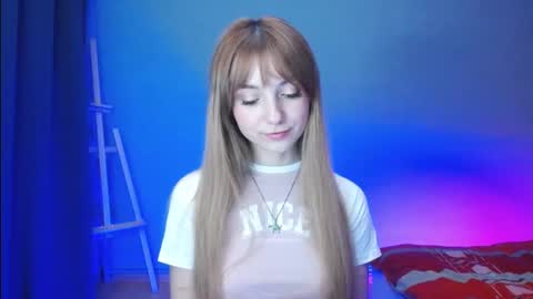 Snapshot of luciacam20 chatting on January 20, 10:15 pm Lucy online show from January 20, 10:15 pm