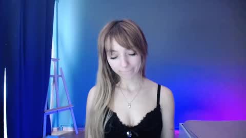 Snapshot of luciacam20 chatting on March 8, 6:54 am Lucy online show from March 8, 6:54 am