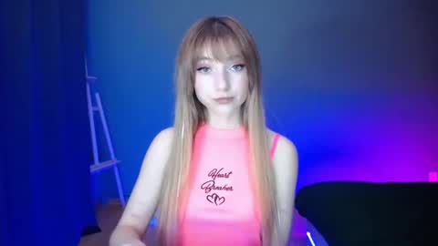 Snapshot of luciacam20 chatting on March 12, 8:10 pm Lucy online show from March 12, 8:10 pm