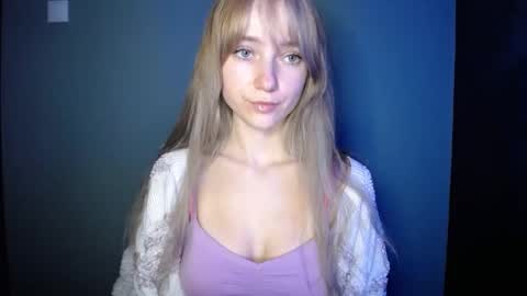 Snapshot of luciacam20 chatting on October 15, 6:41 pm Lucy online show from October 15, 6:41 pm