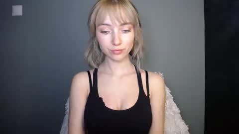 Lucy online show from March 15, 7:31 pm