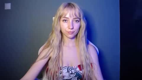 Lucy online show from April 27, 8:40 pm