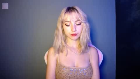 Lucy online show from July 5, 6:15 pm
