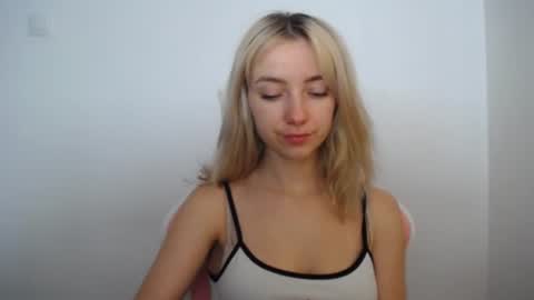 Lucy online show from July 18, 6:28 am