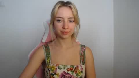 Lucy online show from August 9, 7:02 am