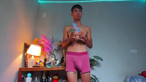 Snapshot of lucian_davii chatting on June 26, 12:53 pm Pirulo online show from June 26, 12:53 pm