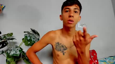 Snapshot of lucian_davii chatting on July 23, 1:31 pm Pirulo online show from July 23, 1:31 pm