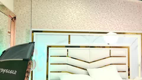 Snapshot of luciana_agudelo chatting on November 30, 7:07 pm luciana_agudelo online show from November 30, 7:07 pm