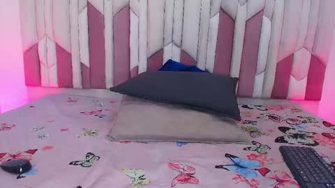 Snapshot of luciana_jam_ chatting on September 27, 3:22 am instagram luciana417 online show from September 27, 3:22 am