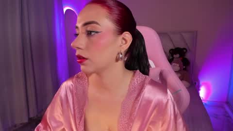    online show from March 31, 8:15 am