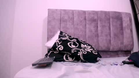 lucianahardmand online show from September 23, 6:33 pm