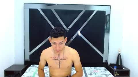 MAXXX online show from December 1, 7:19 pm