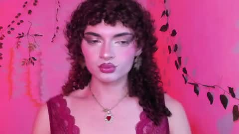 Snapshot of lucianromeo17 chatting on June 15, 7:10 am Lucy or Lucian 3 Come to my social Links3 online show from June 15, 7:10 am