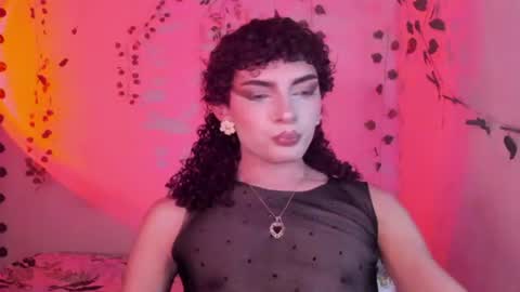 Snapshot of lucianromeo17 chatting on July 14, 5:23 am Lucy or Lucian 3 Come to my social Links3 online show from July 14, 5:23 am