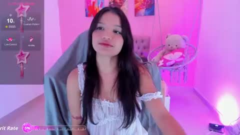 Snapshot of lucibunny__1 chatting on June 20, 8:33 pm lucibunny__1 online show from June 20, 8:33 pm