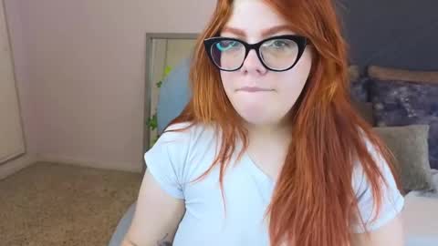 Lucie   online show from January 12, 7:43 am