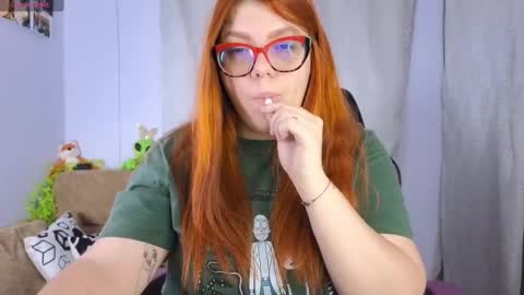 Lucie   online show from March 3, 4:03 am