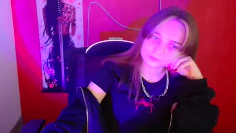 Lucie online show from November 25, 6:52 pm