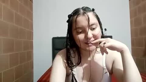 Snapshot of lucifer_y_eva chatting on December 17, 12:27 am Lucifer y Eva online show from December 17, 12:27 am