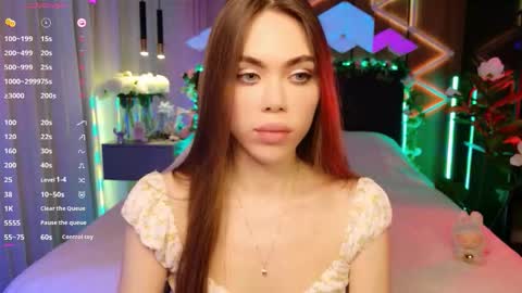 MimiFors online show from October 22, 12:05 pm