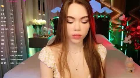 MimiFors online show from November 2, 4:20 pm