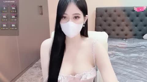 lucii04 online show from January 9, 4:54 pm