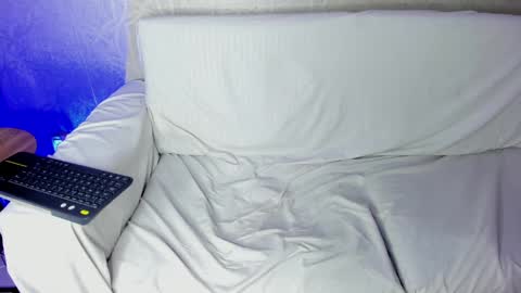 Leo online show from January 28, 2:21 pm