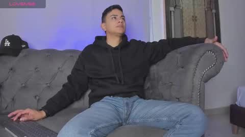 Leo online show from February 19, 11:06 am