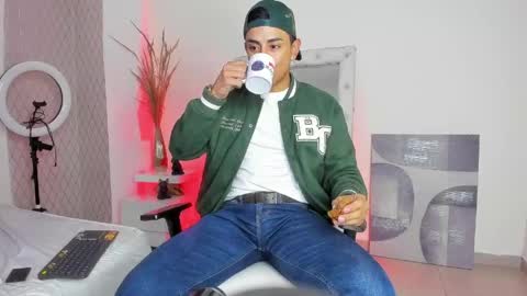 Leo online show from April 28, 11:59 am